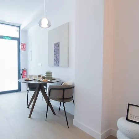 Appartement Nomad Viveros 02 *